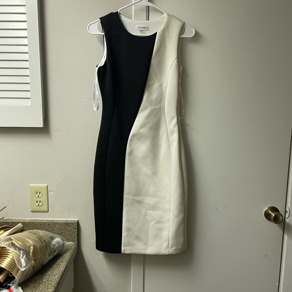 Blackrock and white Calvin Klein dress size 4 worn once